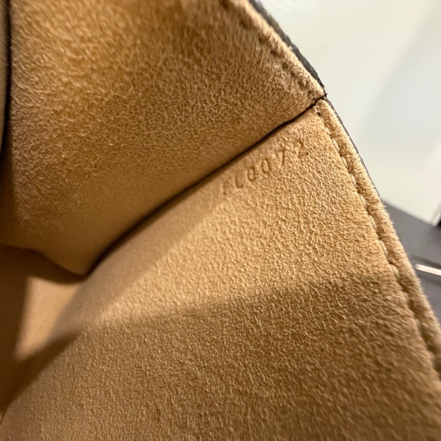 #9119 LOUIS VUITTON Florentine with Original Vachetta Leather Strap