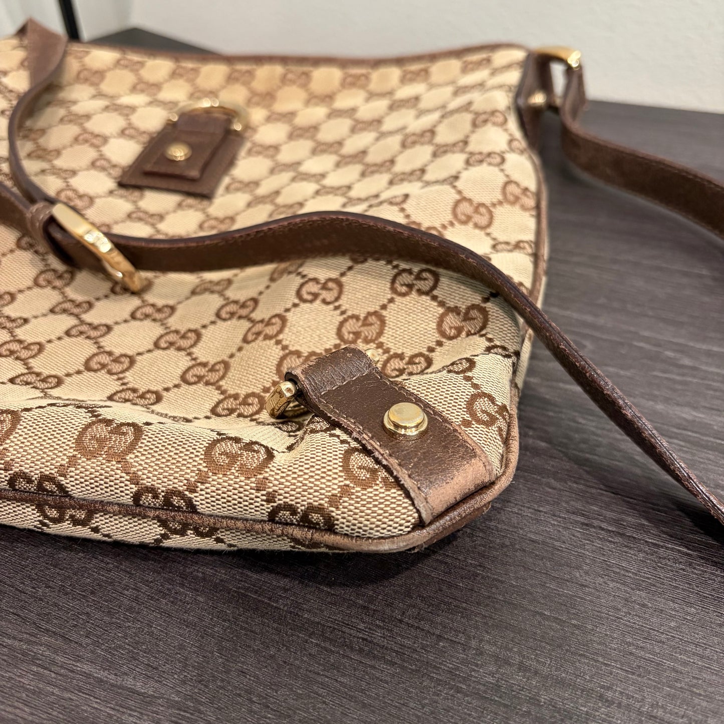 #9103 GUCCI Crossbody