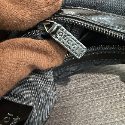 #9109 GUCCI Black GG Canvas & Patent Leather Shoulder Bag