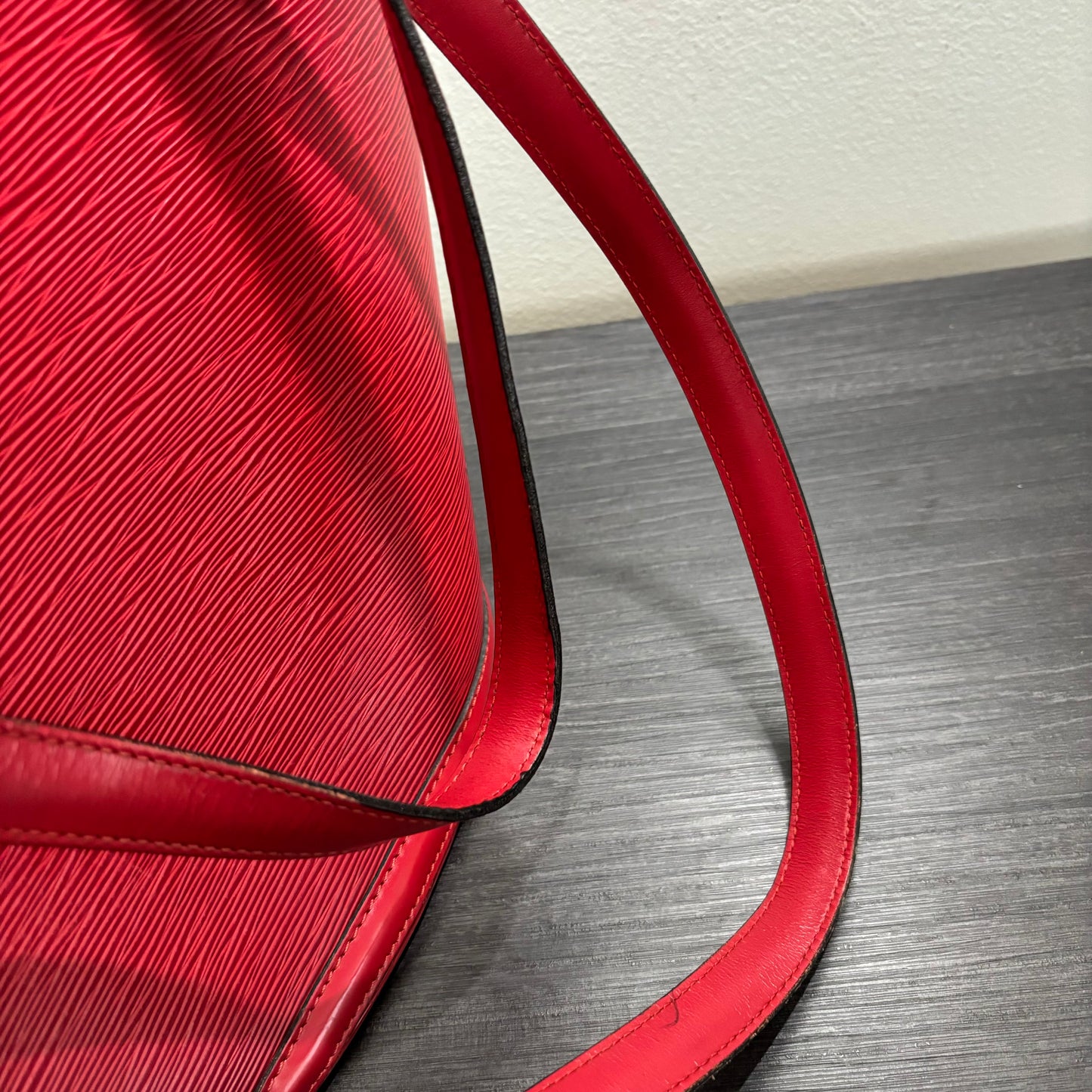 #239 LOUIS VUITTON Saint Jacques GM
