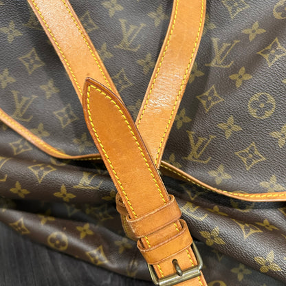 #253 LOUIS VUITTON Saumur 35 Crossbody