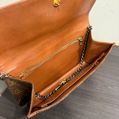 BF-07 LOUIS VUITTON Dame 26