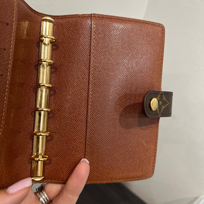1007 LOUIS VUITTON Agenda PM MSRP $505