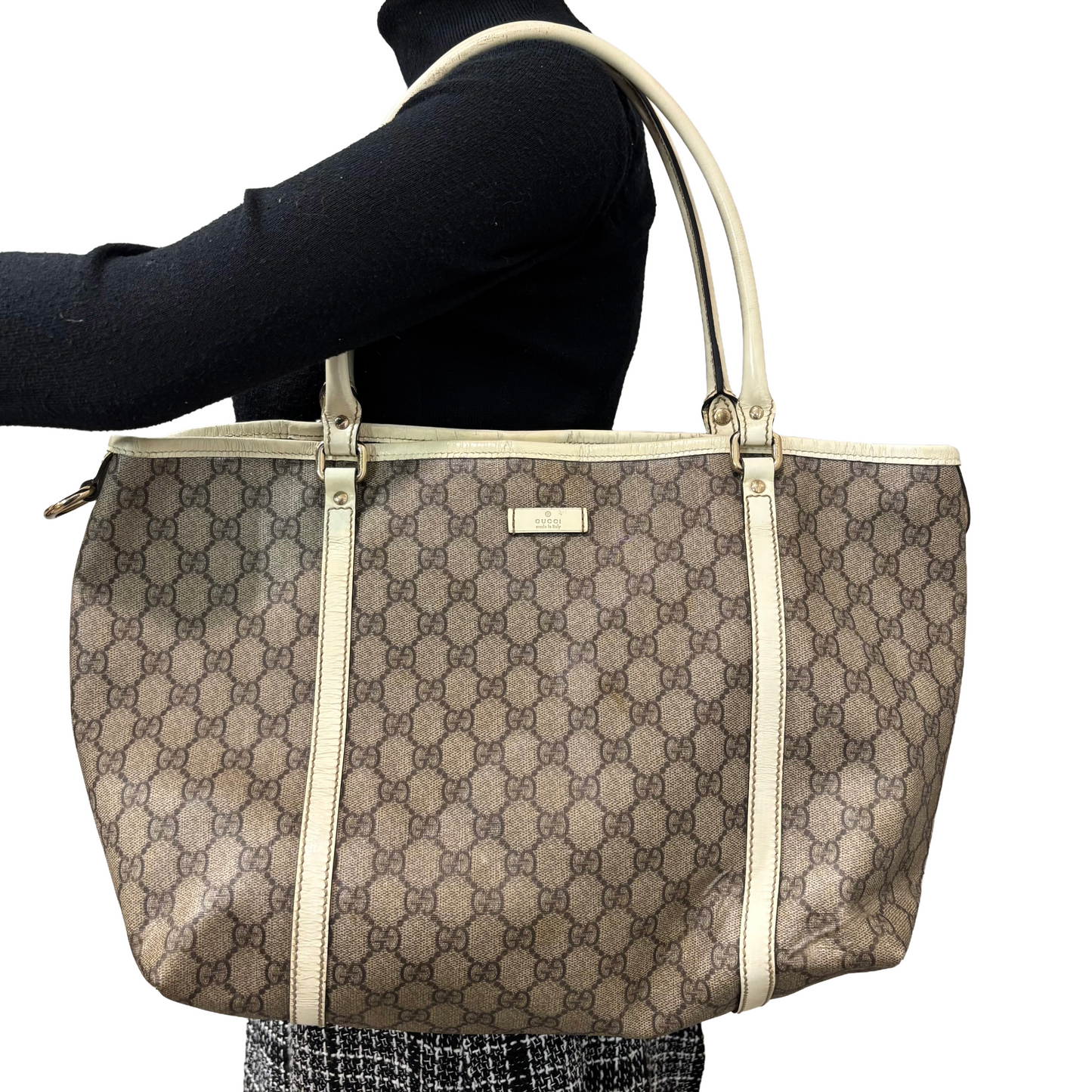 #1104 GUCCI GG Supreme Large Shoulder Tote