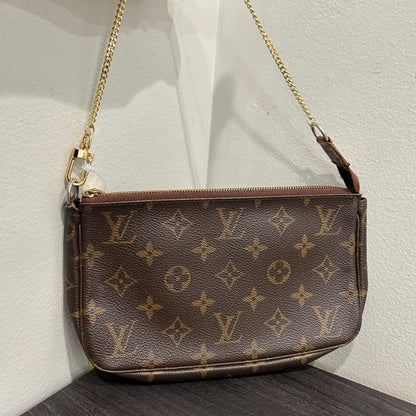 CLEARANCE #1005 LOUIS VUITTON Monogram Pochette