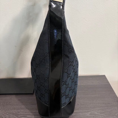 #9109 GUCCI Black GG Canvas & Patent Leather Shoulder Bag