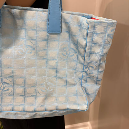 #106 CHANEL Blue Tote