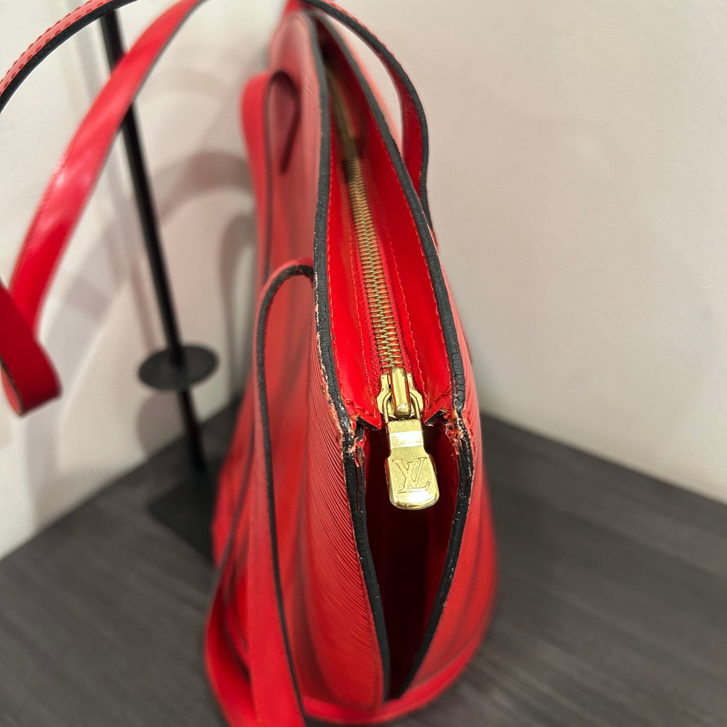 1065 LOUIS VUITTON Saint Jacques GM