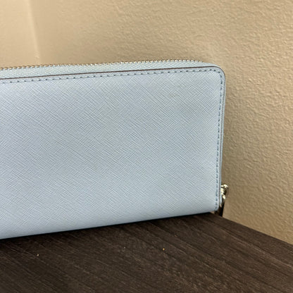 CLEARANCE Michael Kors Zip Wallet