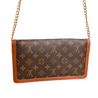 #8278 LOUIS VUITTON Monogram Dame 26