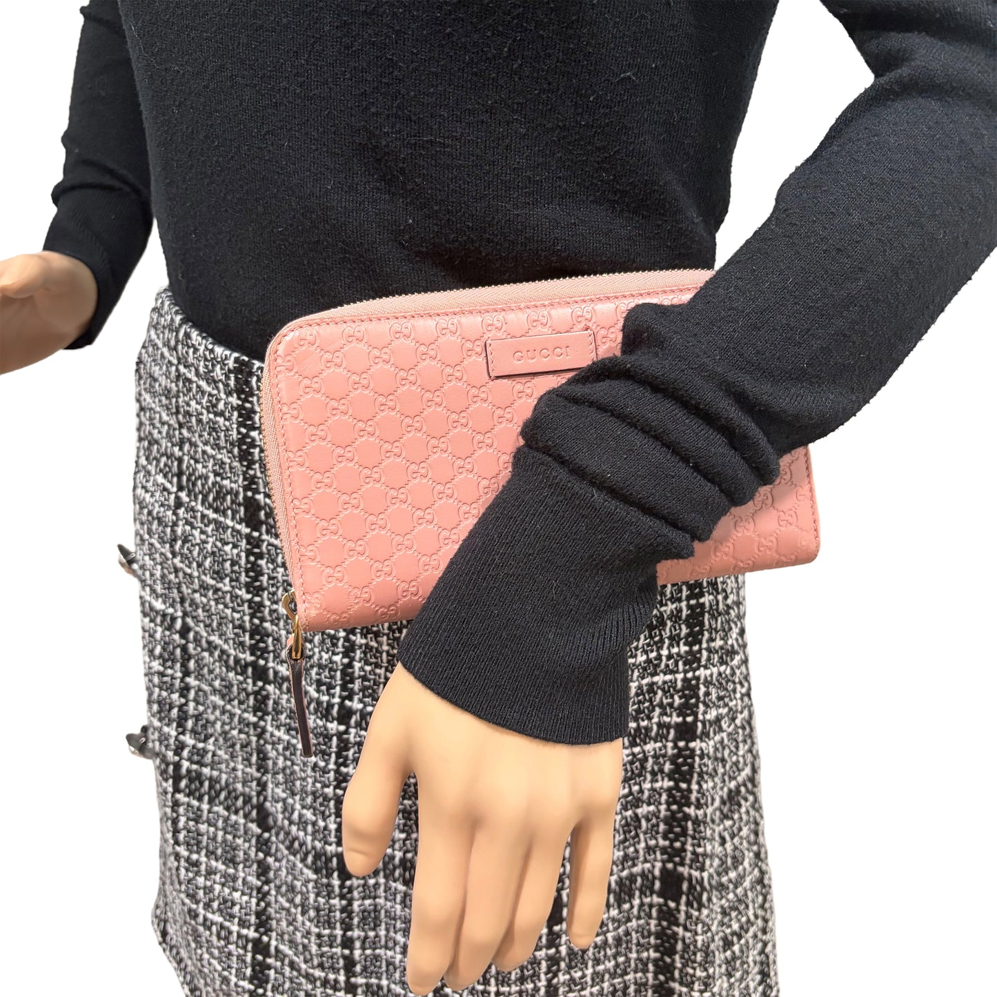 #1101-18 GUCCI Pink Guccissima Zip Wallet