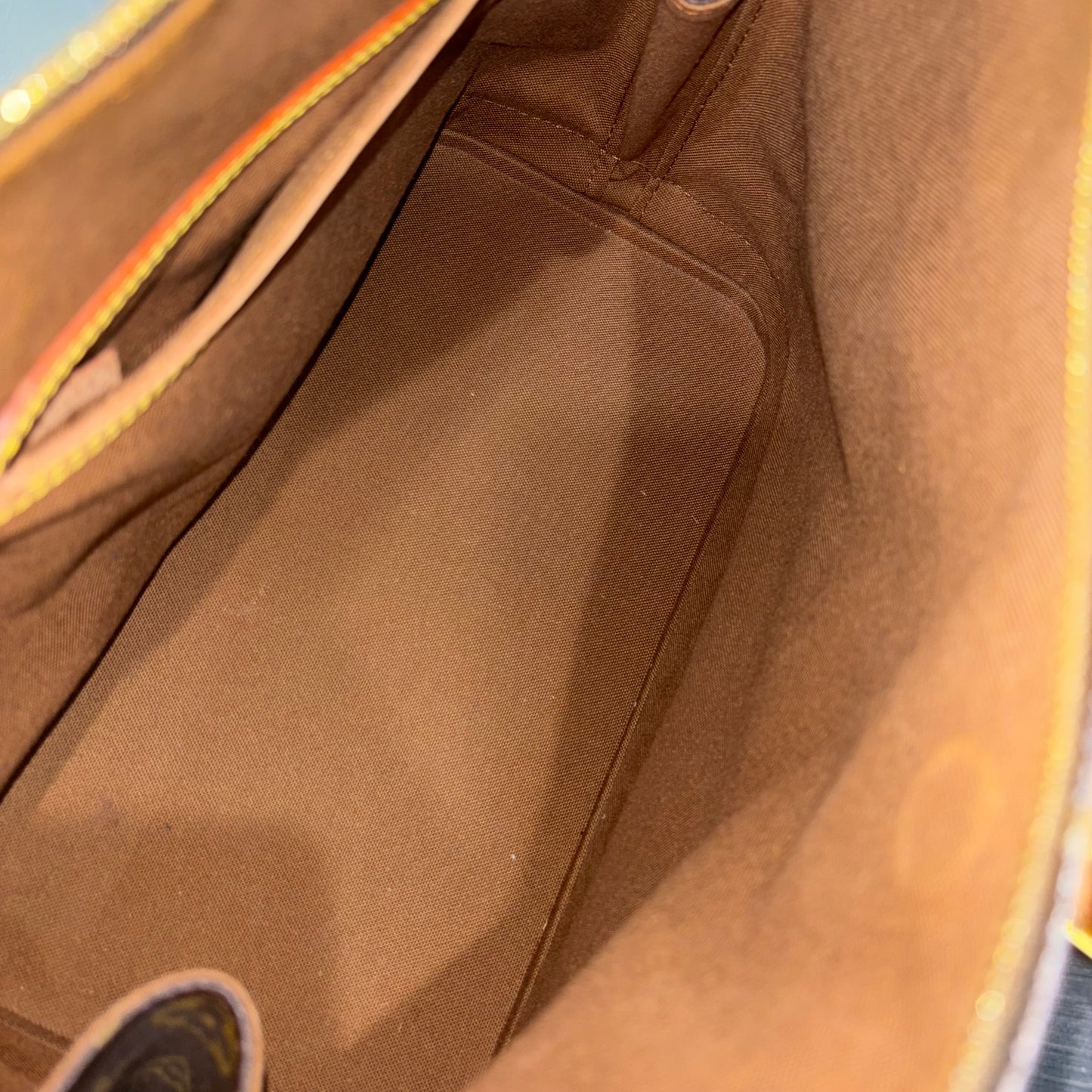 CLEARANCE #348 LOUIS VUITTON Alma PM