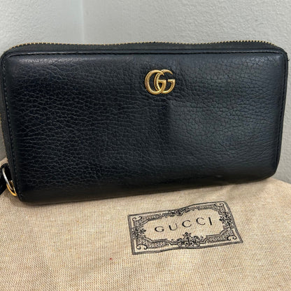 #180 GUCCI Marmont Zip Wallet