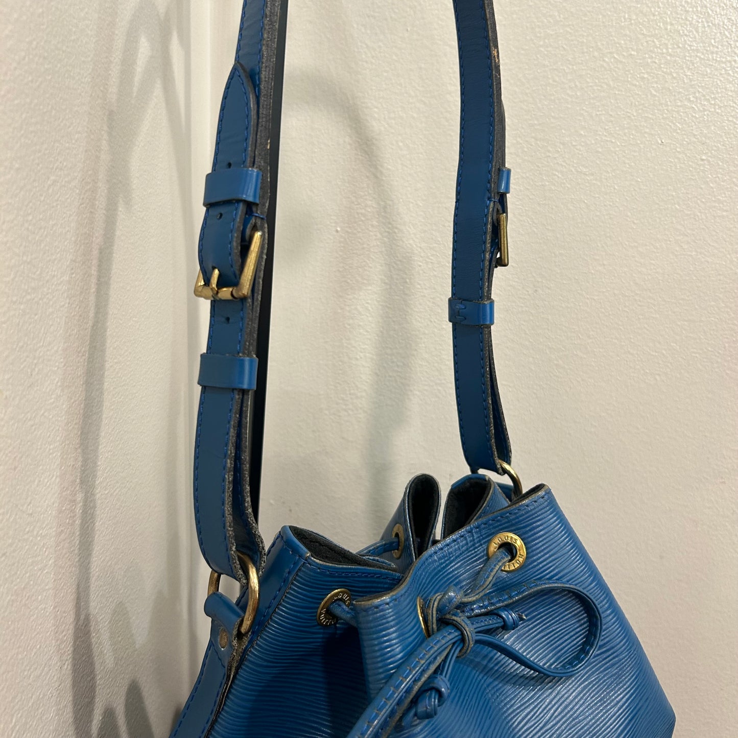 1080 LOUIS VUITTON Epi Noe GM