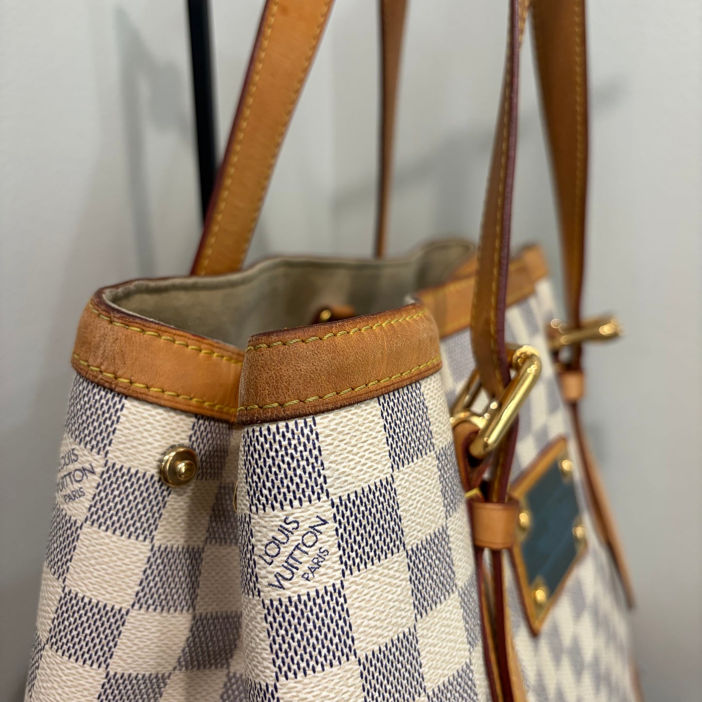 #1107 LOUIS VUITTON Damier Hampstead MM