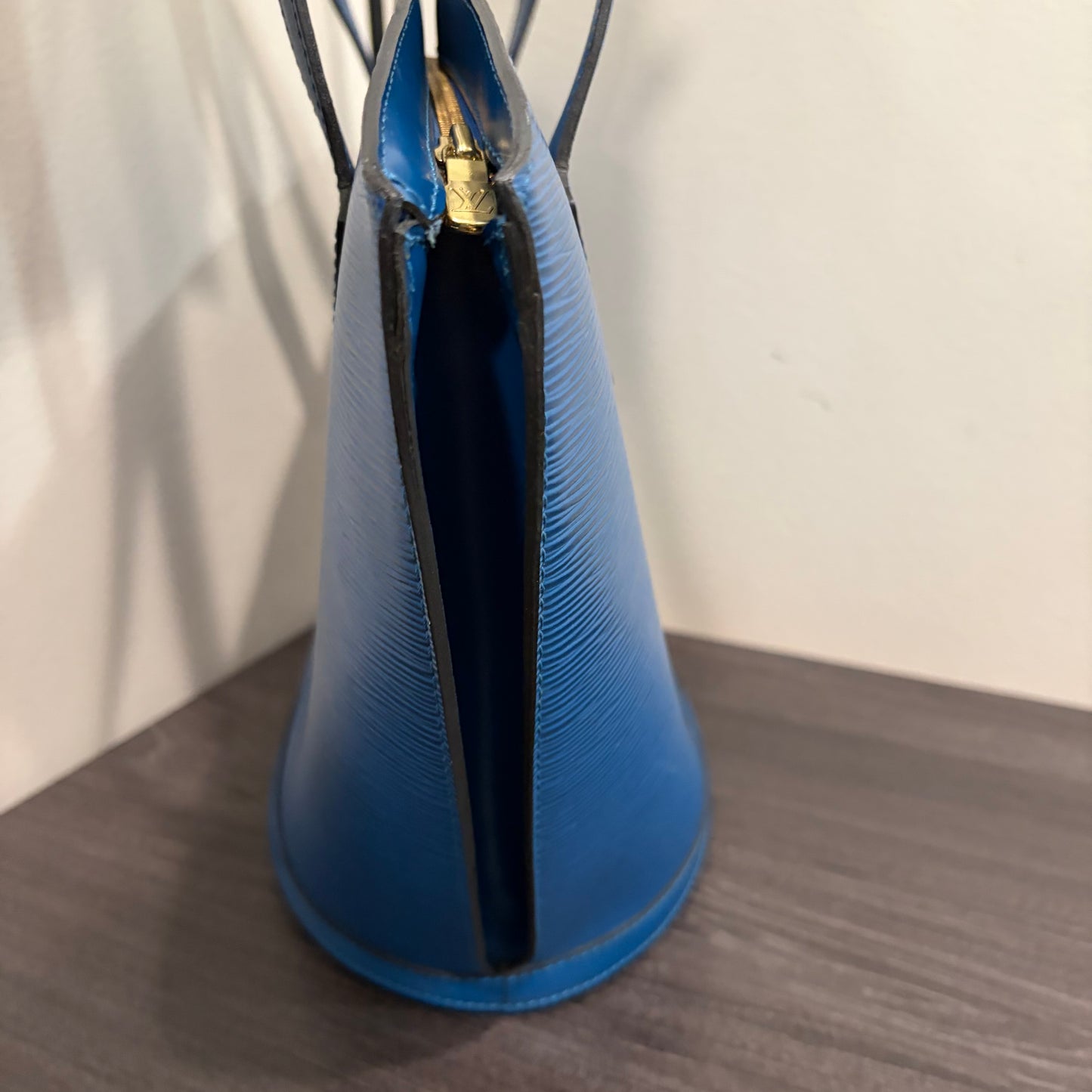 #8248 LOUIS VUITTON Epi Leather St Jacques GM