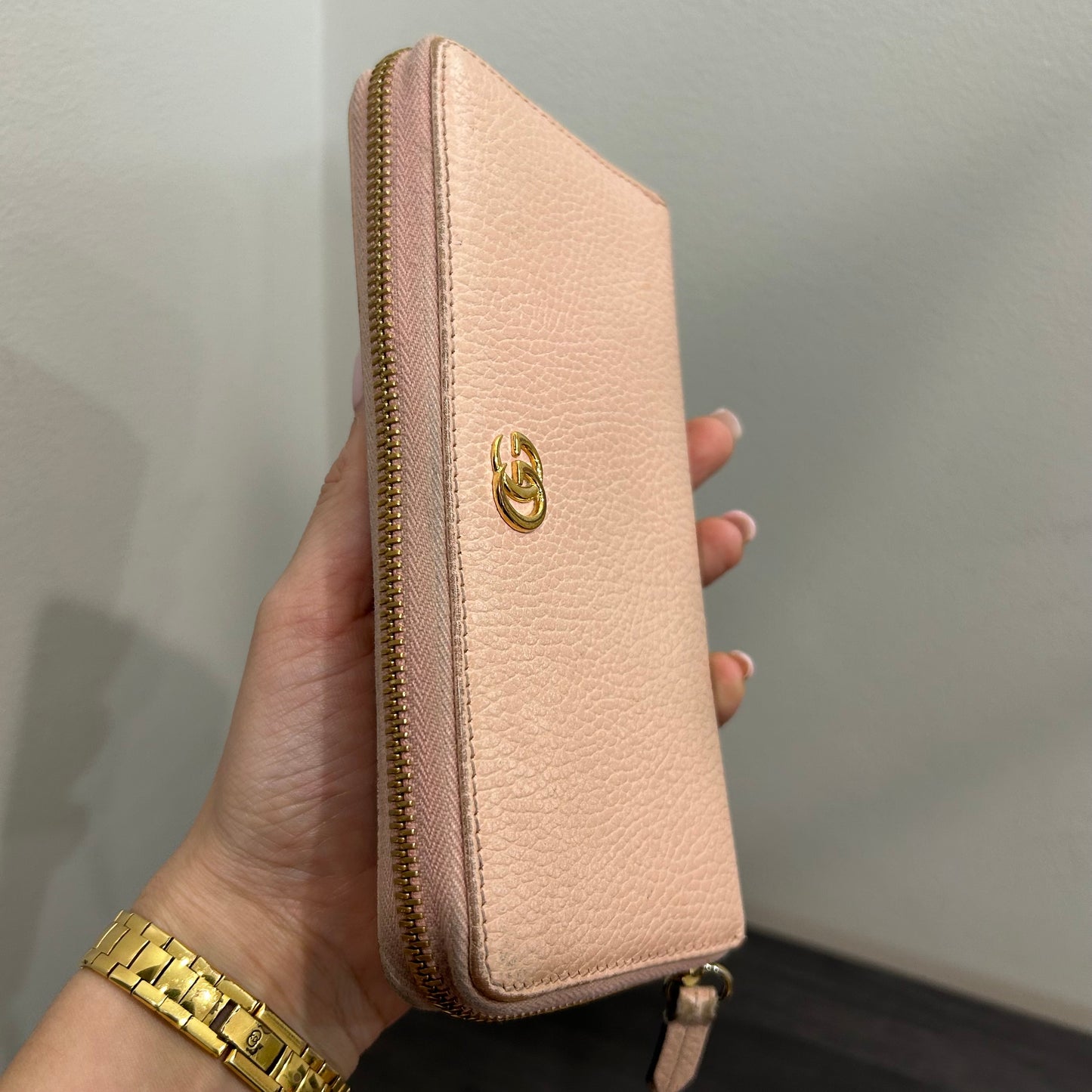 #204 GUCCI Marmont Zip Wallet