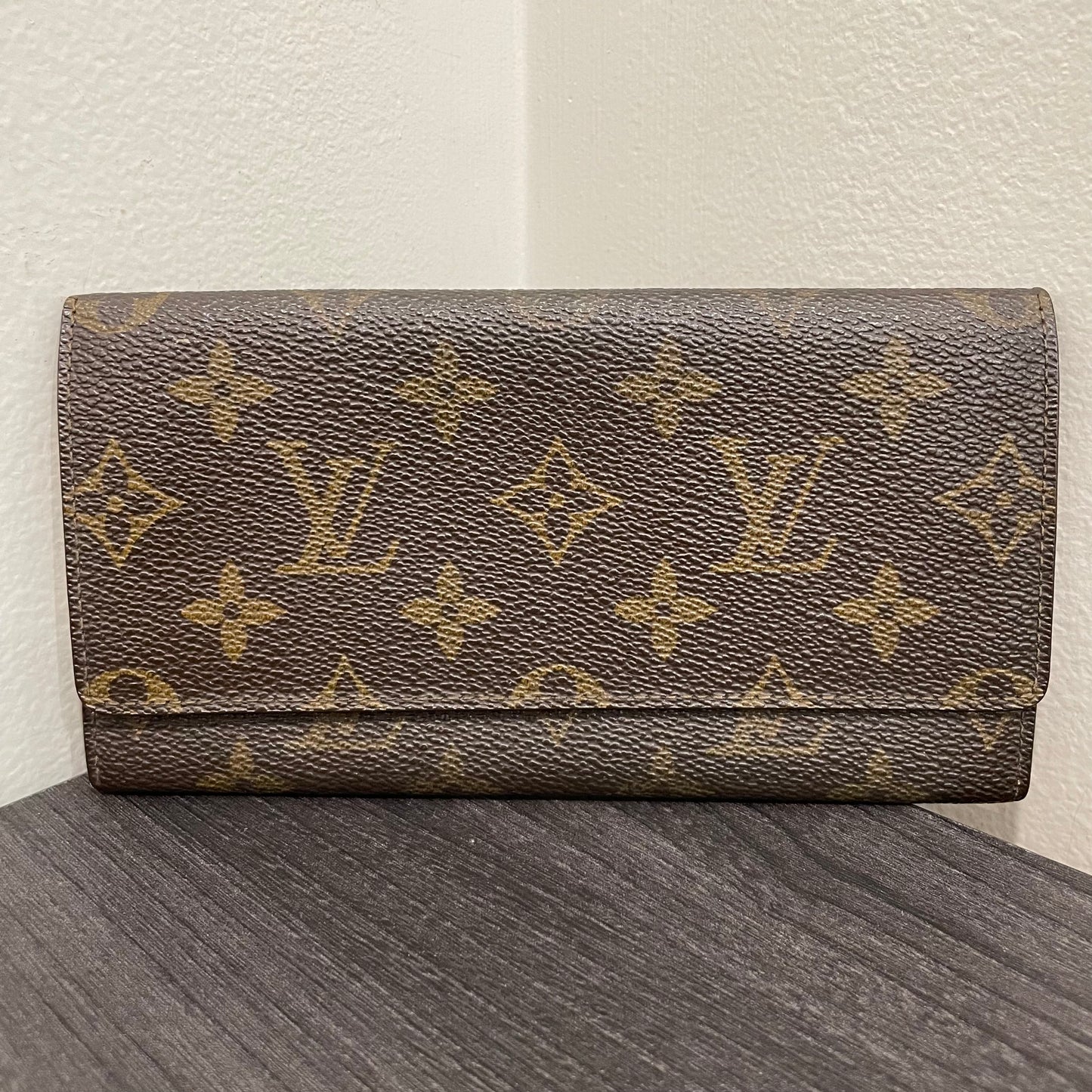 #199 LOUIS VUITTON Monogram Bi-fold Long Wallet