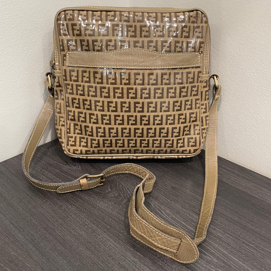 #610 FENDI Vintage Zucchino Crossbody Bag