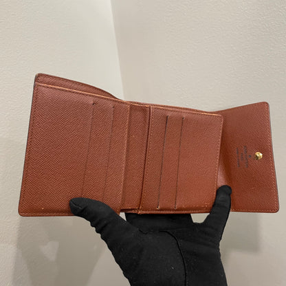 #183 LOUIS VUITTON Monogram Compact Wallet