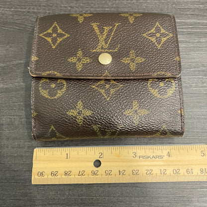 #183 LOUIS VUITTON Monogram Compact Wallet