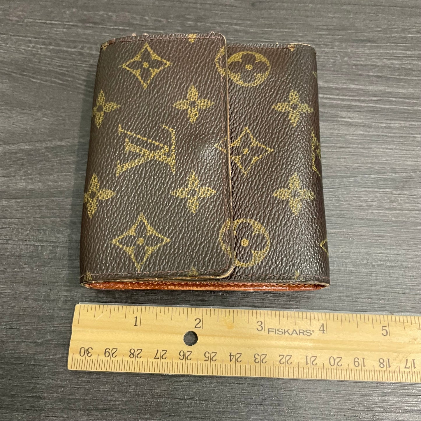#183 LOUIS VUITTON Monogram Compact Wallet