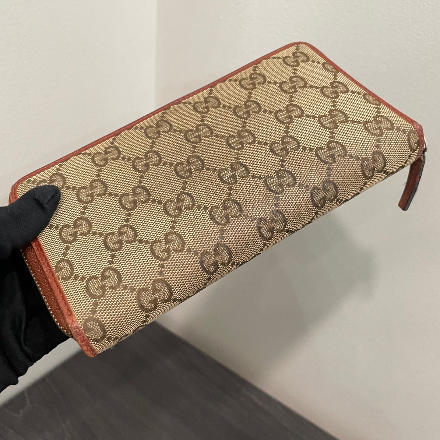 #192 GUCCI GG Canvas Zippy Wallet
