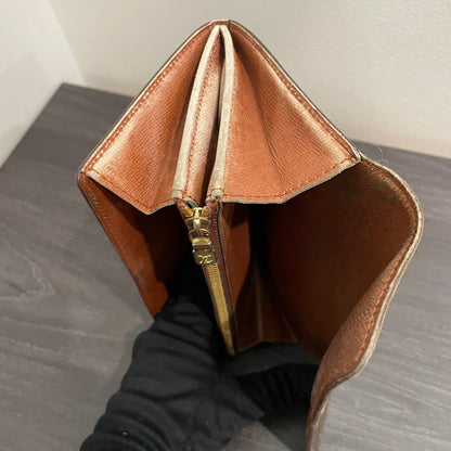 #194 LOUIS VUITTON Monogram Long Wallet