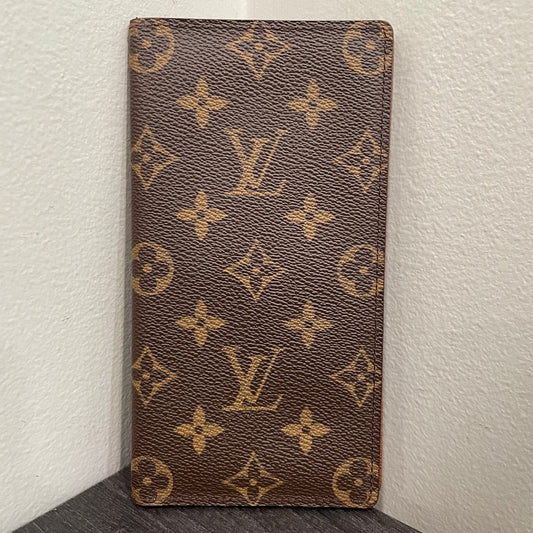#201 LOUIS VUITTON Monogram Checkbook Holder