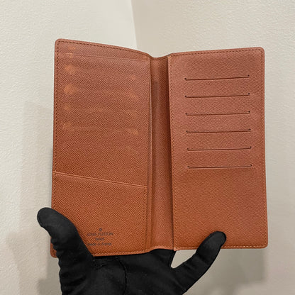 #201 LOUIS VUITTON Monogram Checkbook Holder