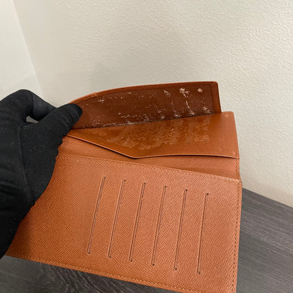 #201 LOUIS VUITTON Monogram Checkbook Holder