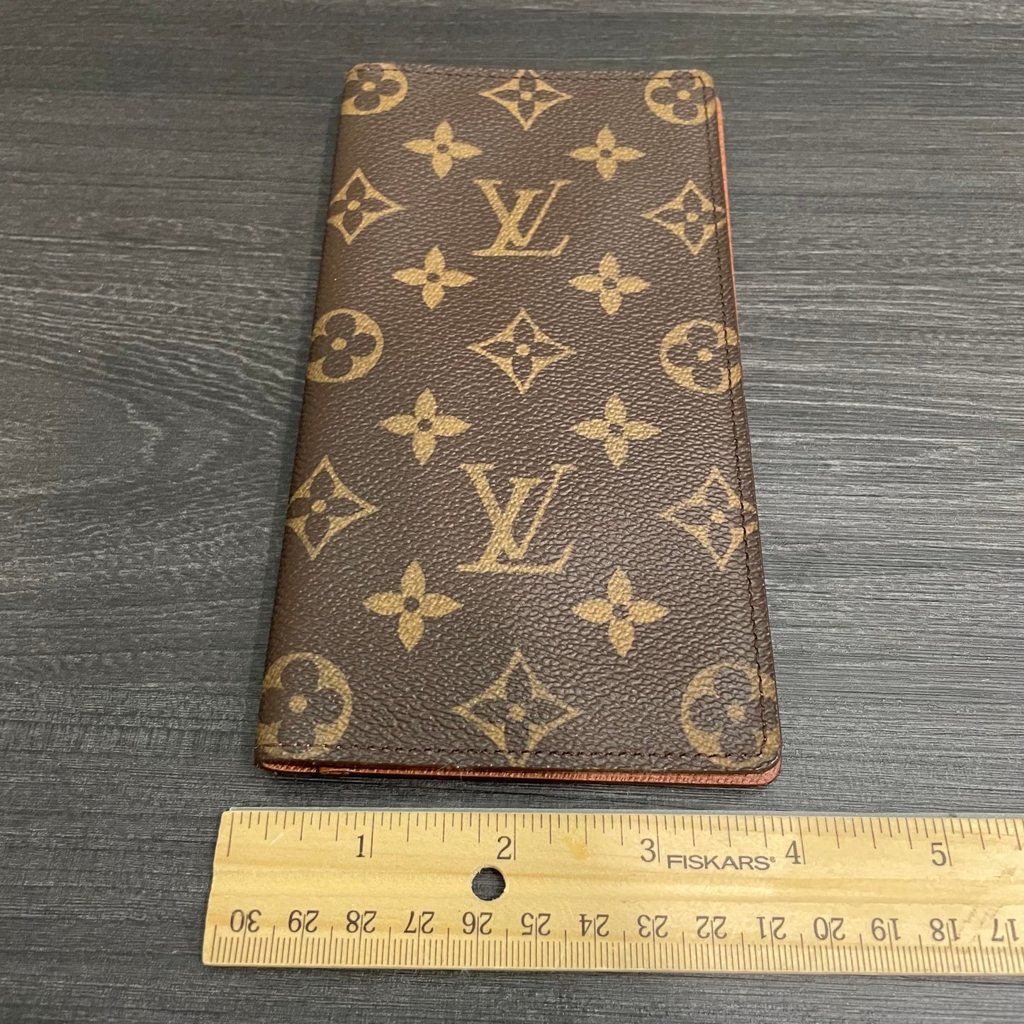 #201 LOUIS VUITTON Monogram Checkbook Holder