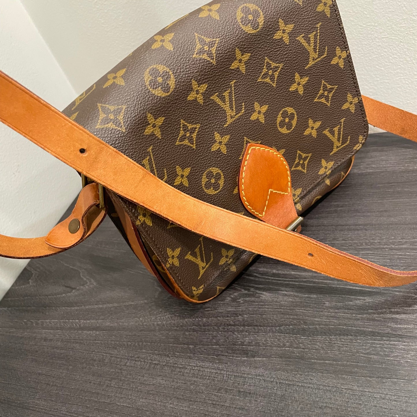 #603 LOUIS VUITTON Monogram Cartouchiere Crossbody