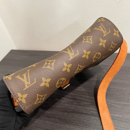 #603 LOUIS VUITTON Monogram Cartouchiere Crossbody