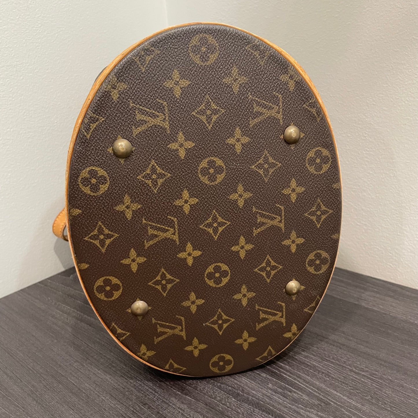 #604 LOUIS VUITTON Monogram Bucket Shoulder Bag