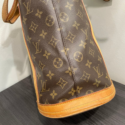 #604 LOUIS VUITTON Monogram Bucket Shoulder Bag