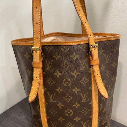 #604 LOUIS VUITTON Monogram Bucket Shoulder Bag