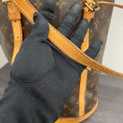 #604 LOUIS VUITTON Monogram Bucket Shoulder Bag