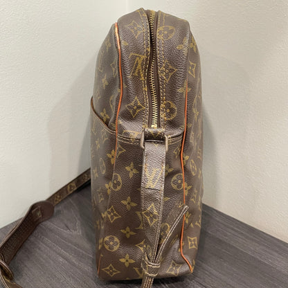 #605 LOUIS VUITTON Monogram Marceau GM