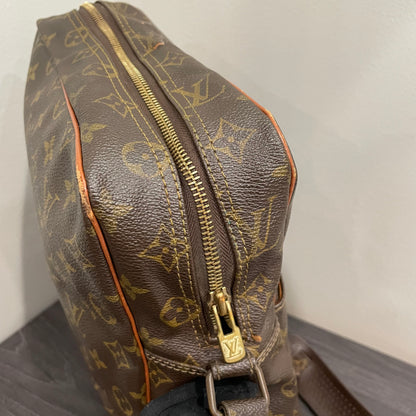 #605 LOUIS VUITTON Monogram Marceau GM