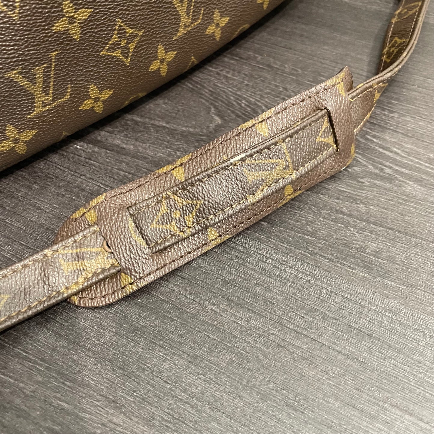 #605 LOUIS VUITTON Monogram Marceau GM