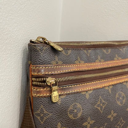 #606 LOUIS VUITTON Monogram Bosphore Crossbody