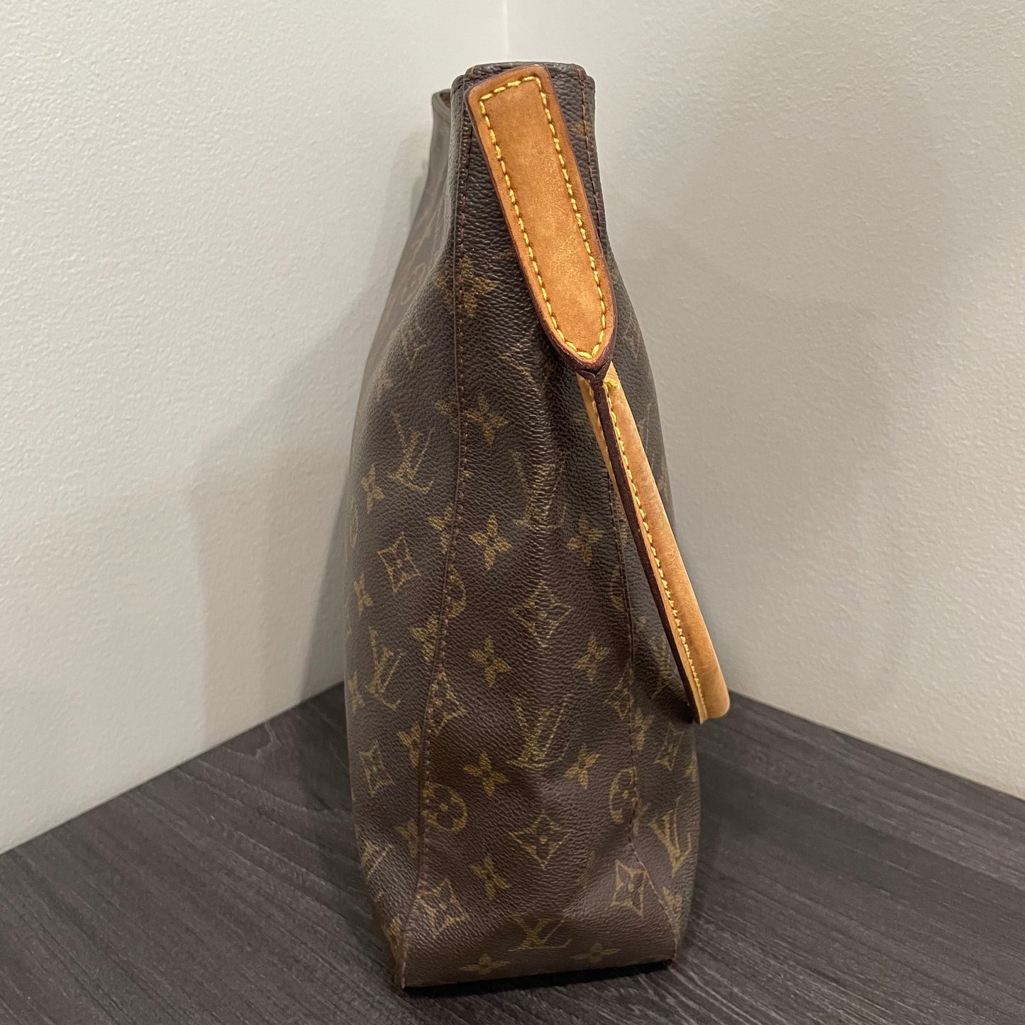 #607 LOUIS VUITTON Monogram Looping GM