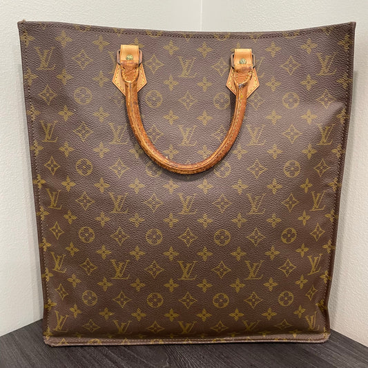 #608 LOUIS VUITTON Monogram Sac Plat