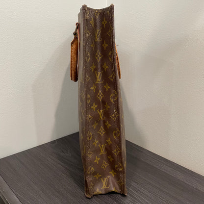 #608 LOUIS VUITTON Monogram Sac Plat