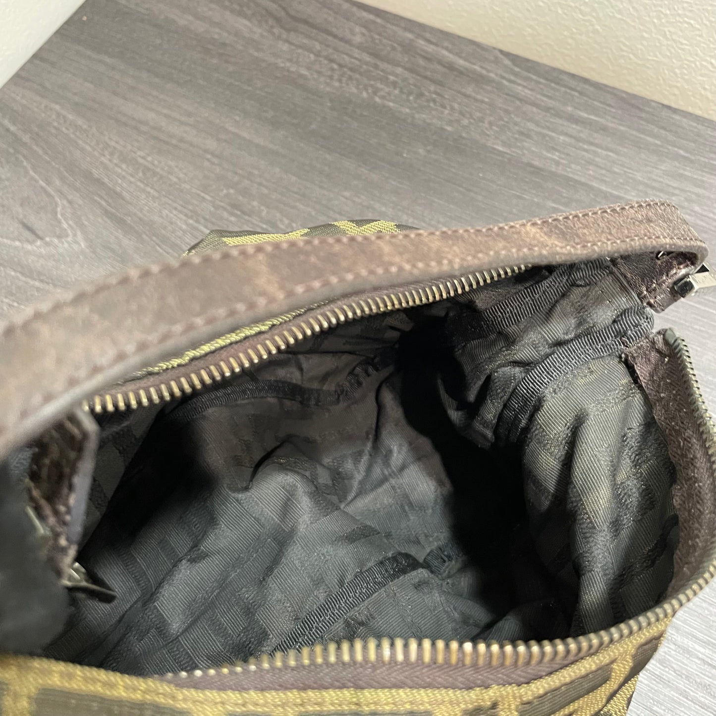 #609 FENDI Zucca Cuoio Romano Selleria Mini Pochette Tobacco Moro