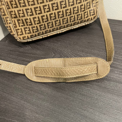 #610 FENDI Vintage Zucchino Crossbody Bag