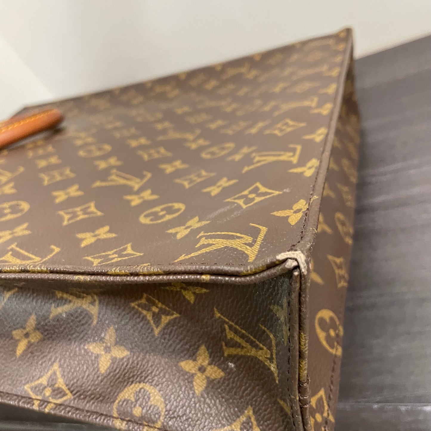 #706 LOUIS VUITTON Sac Plat