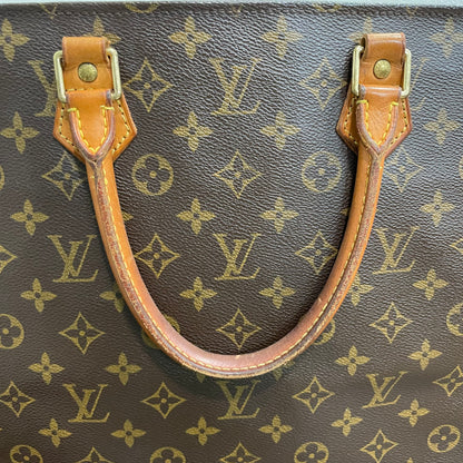 #706 LOUIS VUITTON Sac Plat