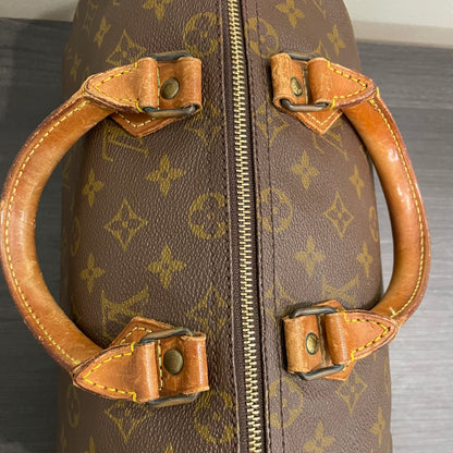 #707 LOUIS VUITTON Speedy 30